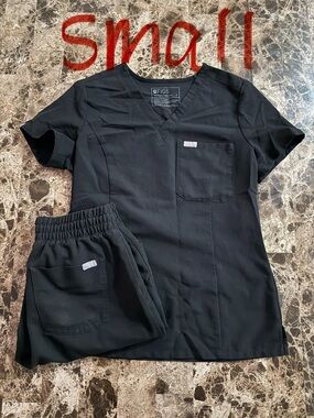 FIGS Black V-Neck Scrub Top with Chest Pocket Bottom Jogger